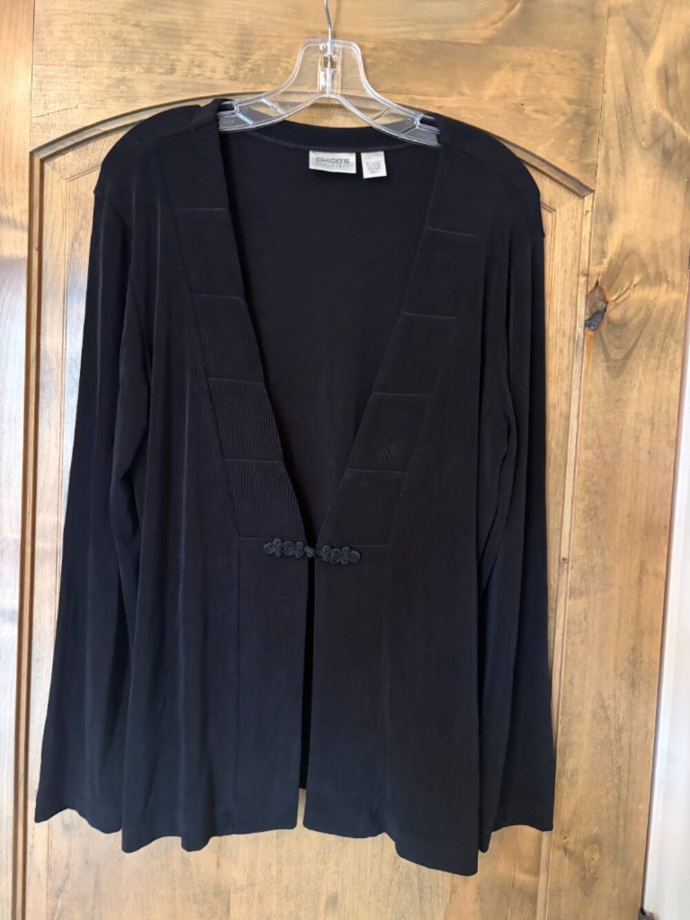 Chico's Traveler's Cardigan/Jacket Chico's size 2-Large open with frog closure.